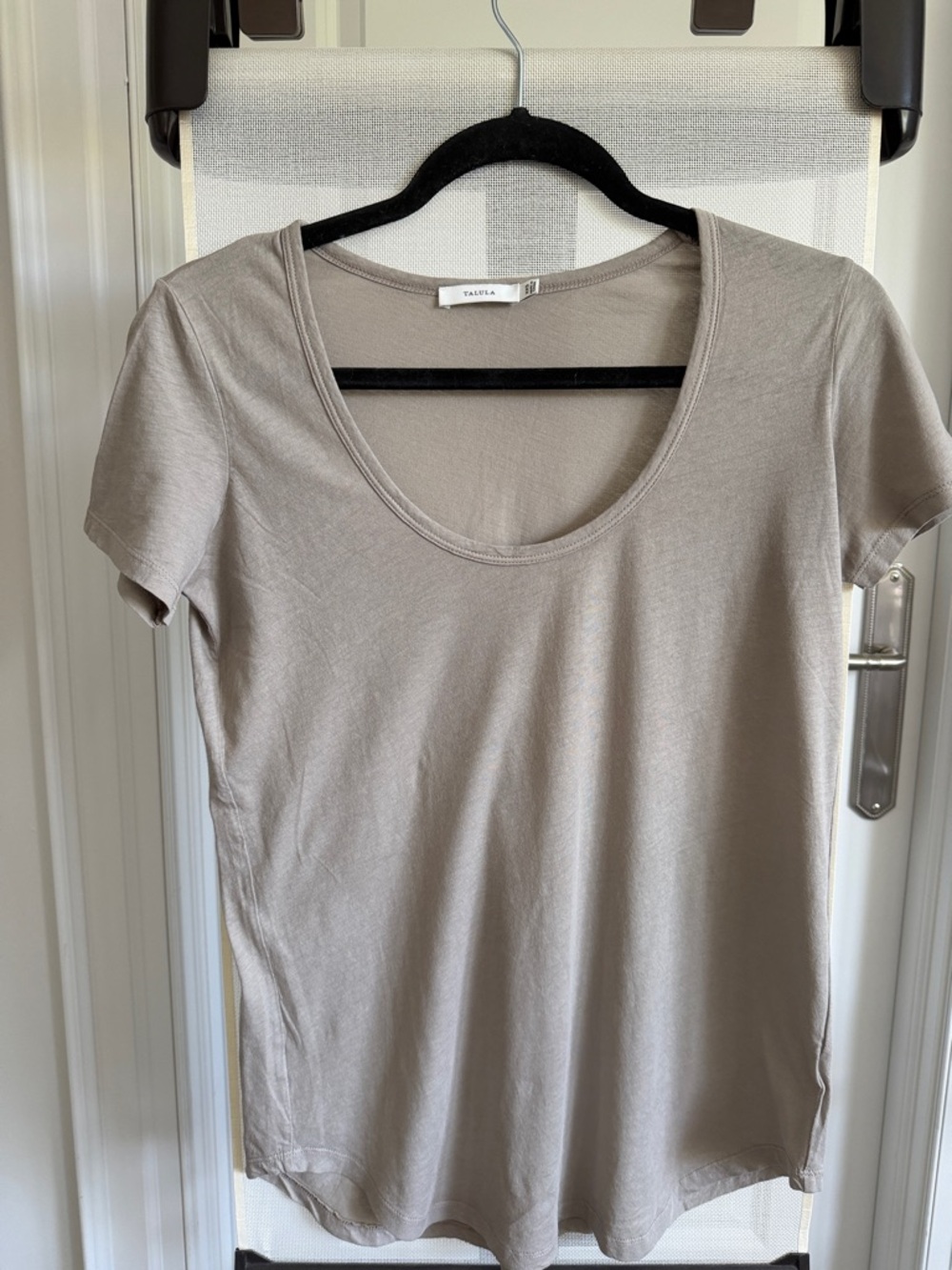 Aritzia Taupe Short Sleeve Scoop Neck Tee